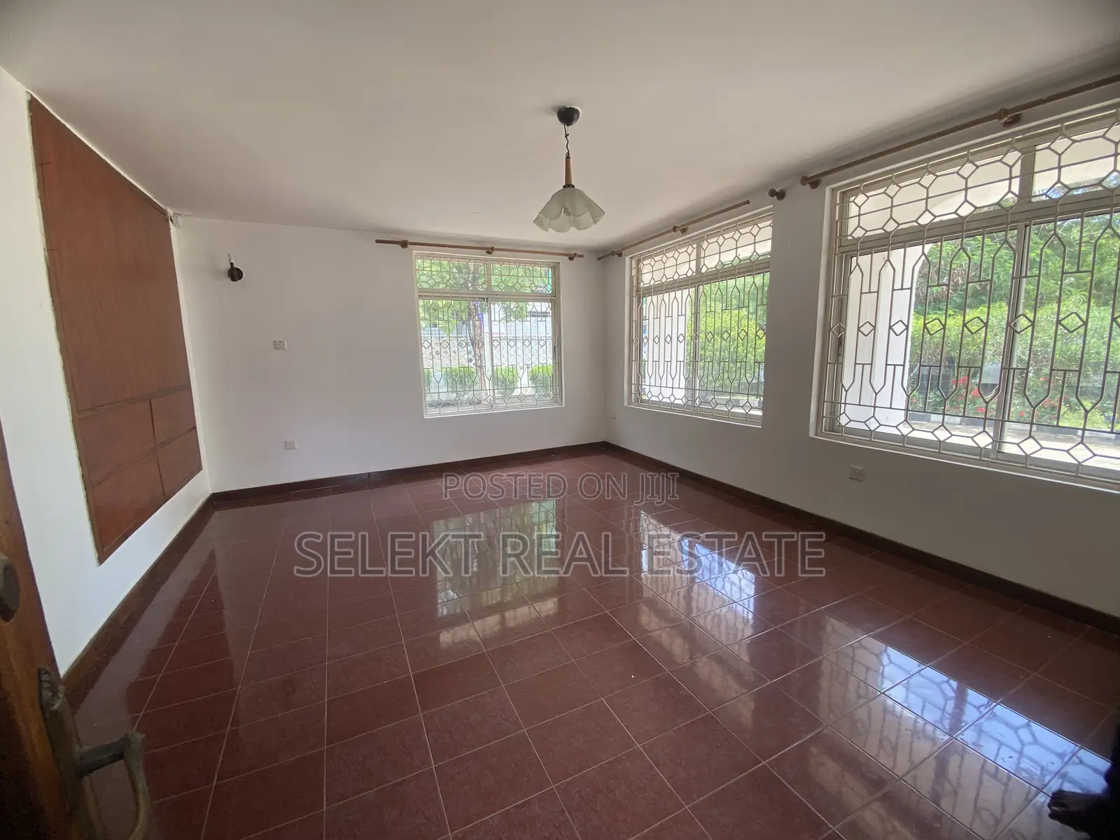 4bdrm Bungalow in Masaki, Kinondoni for rent