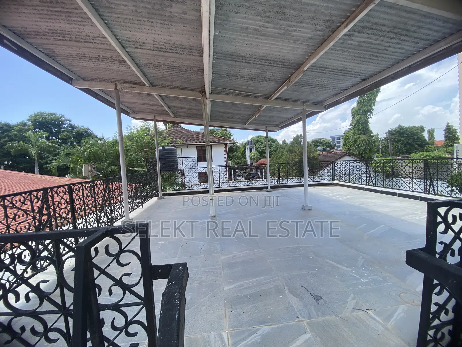 4bdrm Bungalow in Masaki, Kinondoni for rent