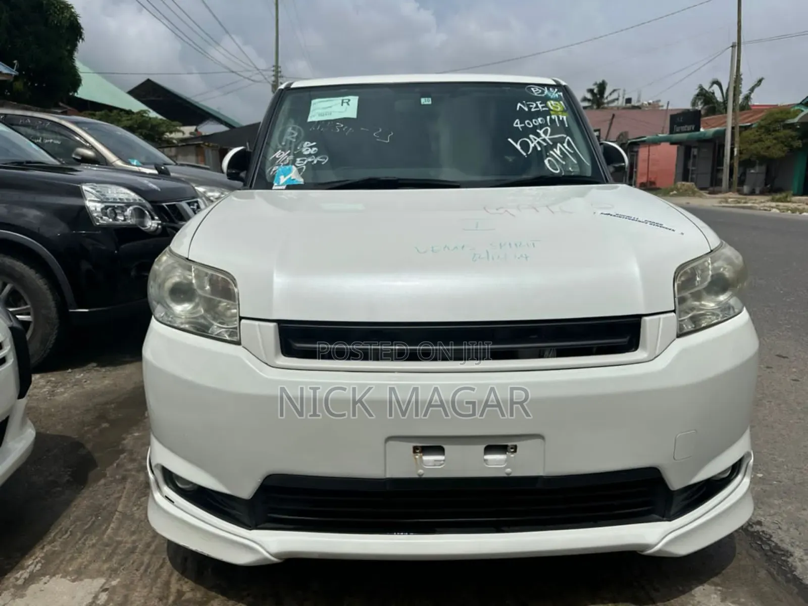 Toyota Corolla Rumion 2010 White