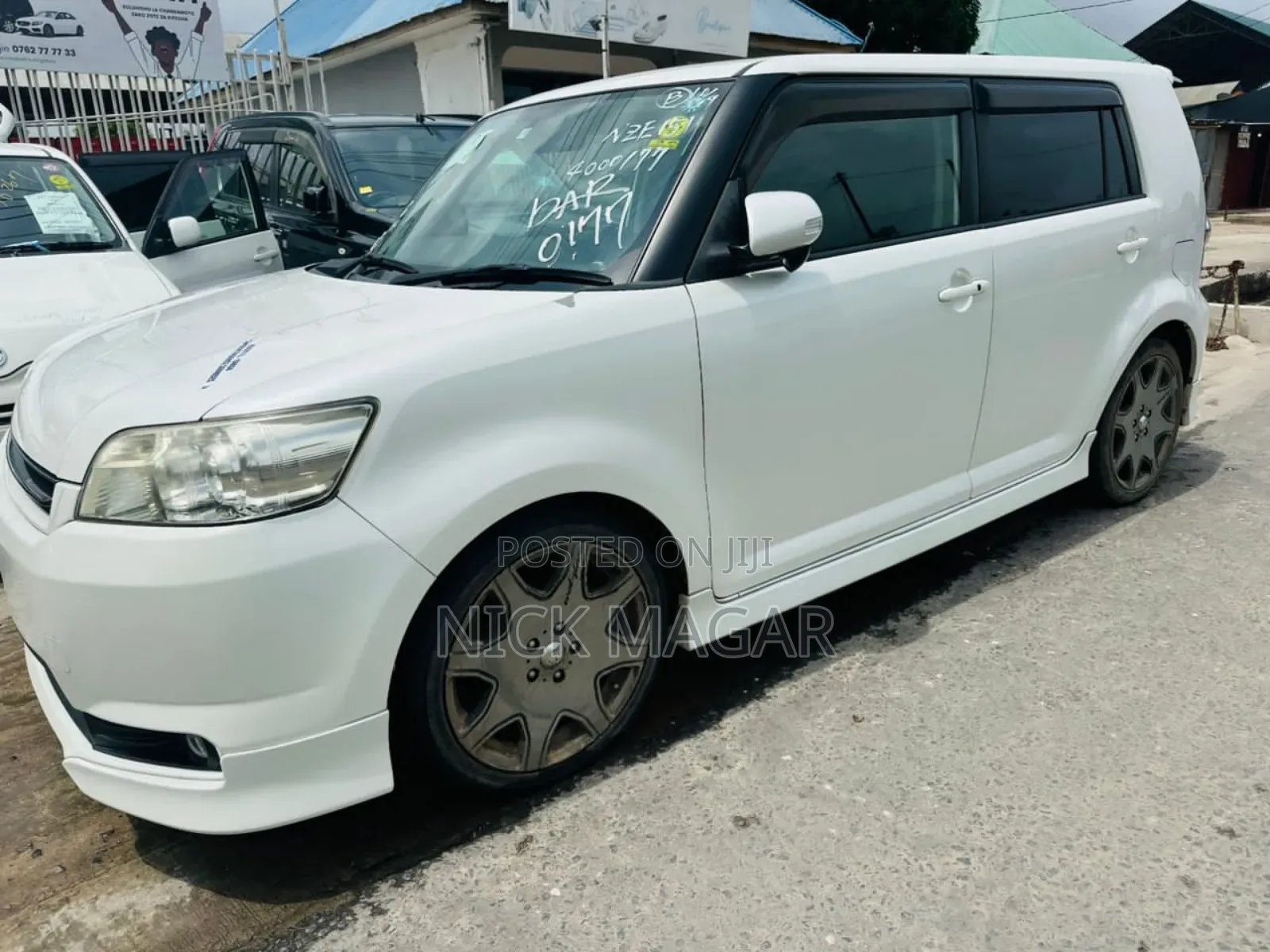 Toyota Corolla Rumion 2010 White
