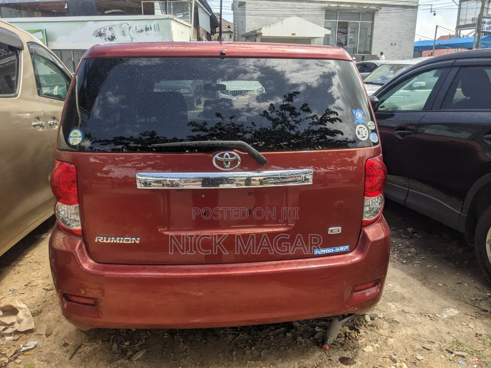 Toyota Corolla Rumion 2009 Red