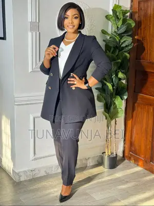 Ladies Four Button Suit