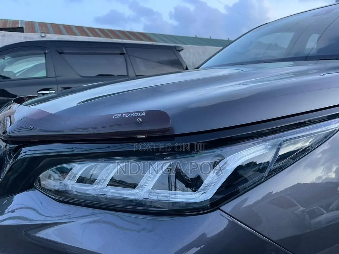 Toyota Fortuner 2.8 D AWD 2023 Gray