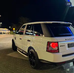 Land Rover Range Rover Sport HSE 4x4 (5.0L 8cyl 6A) 2010 White