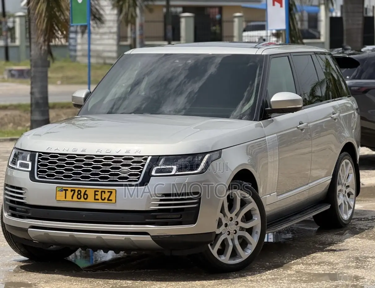 Land Rover Range Rover Vogue 2018 Gold