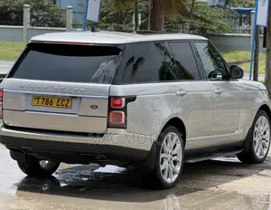 Land Rover Range Rover Vogue 2018 Gold
