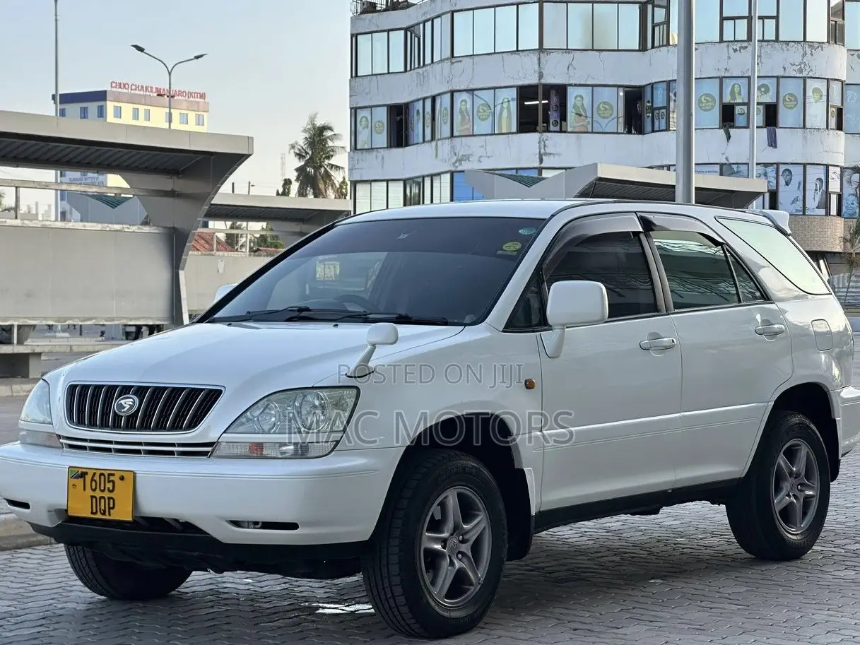 Toyota Harrier 2002 Pearl