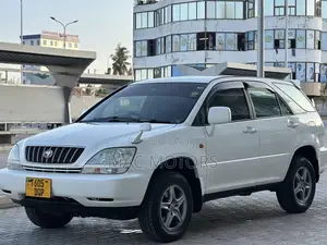 Toyota Harrier 2002 Pearl