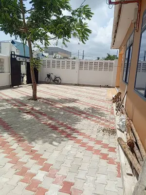 2bdrm House in Mbweni Teta for rent