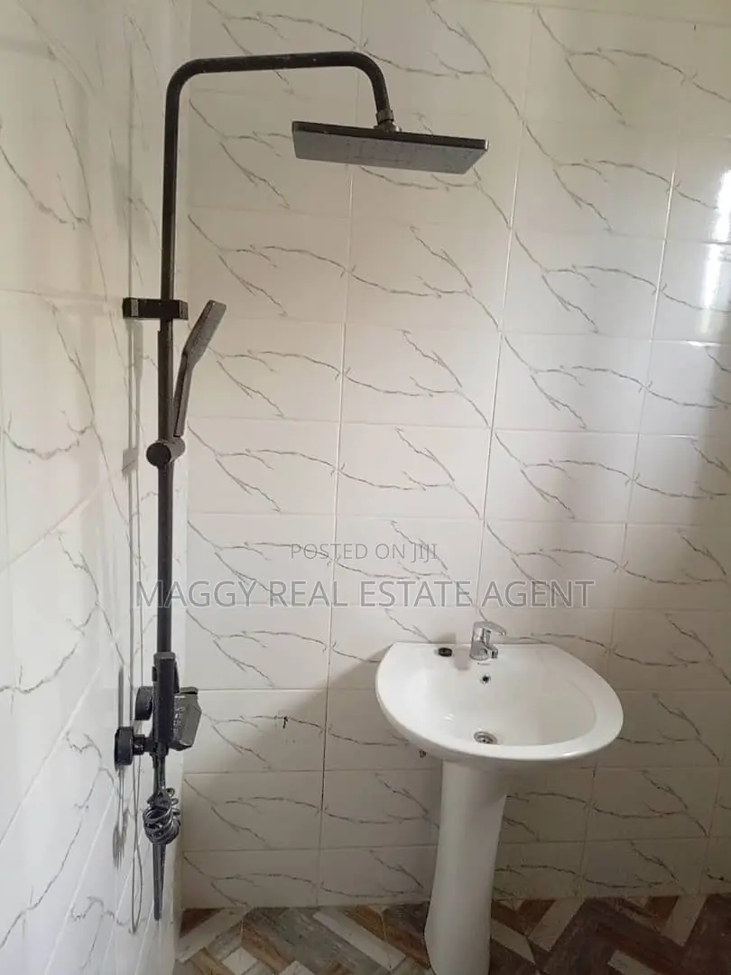 2bdrm House in Mbweni Teta for rent