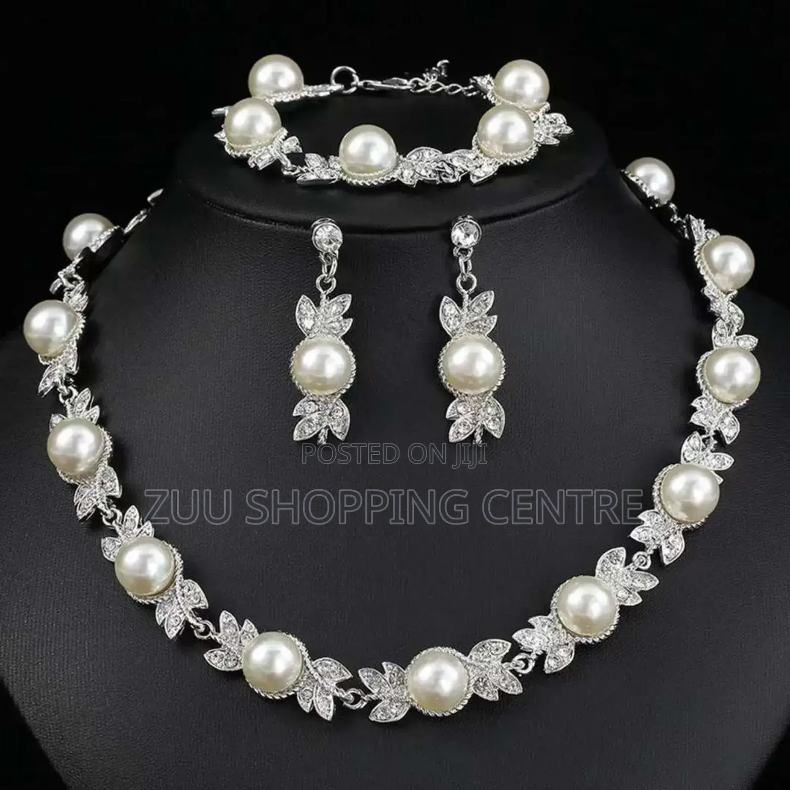 Set of Jewellery