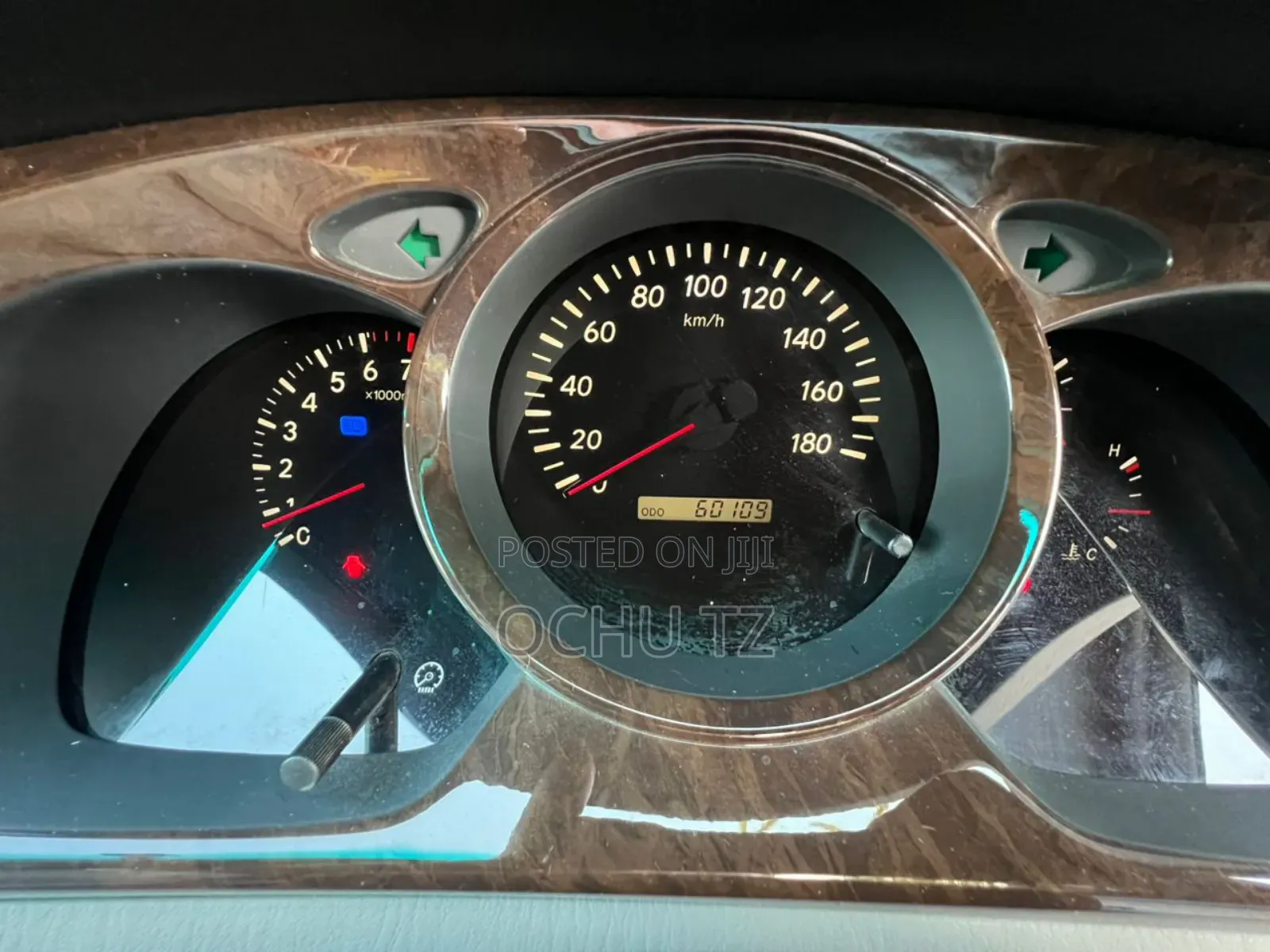 Toyota Kluger 2002 Silver
