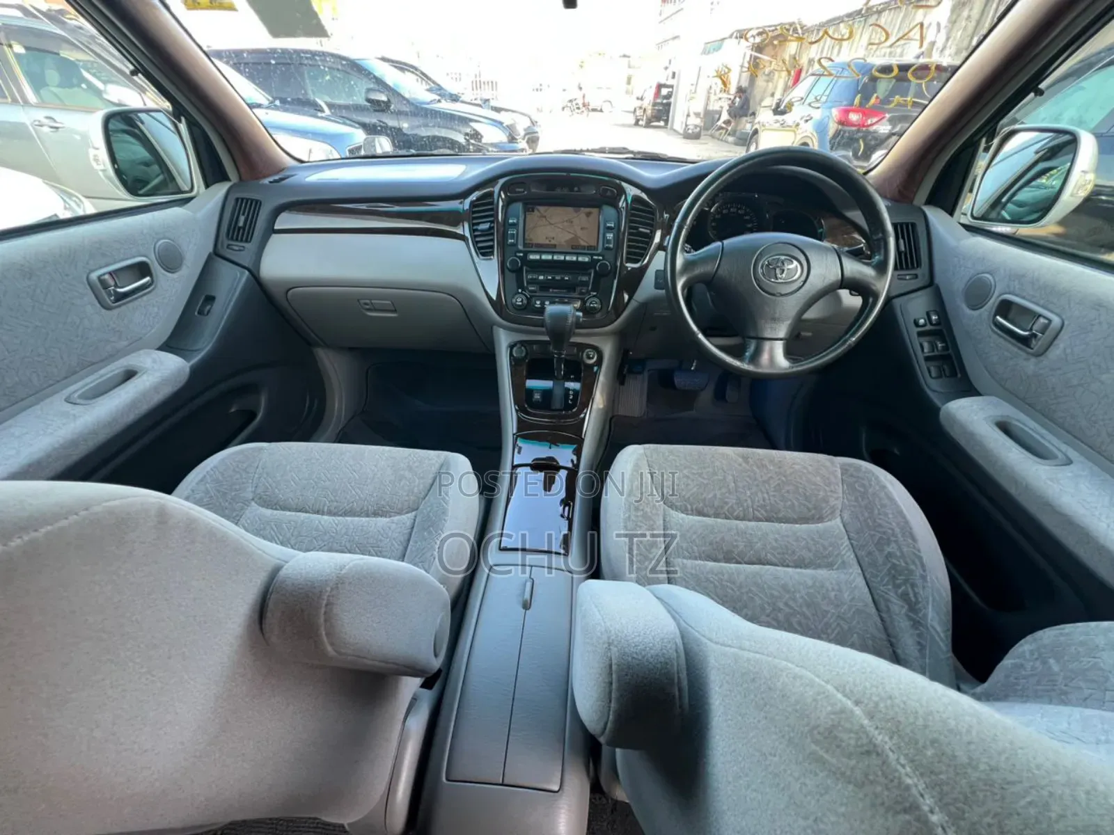 Toyota Kluger 2002 Silver