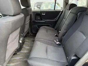 Toyota Kluger 2005 Black