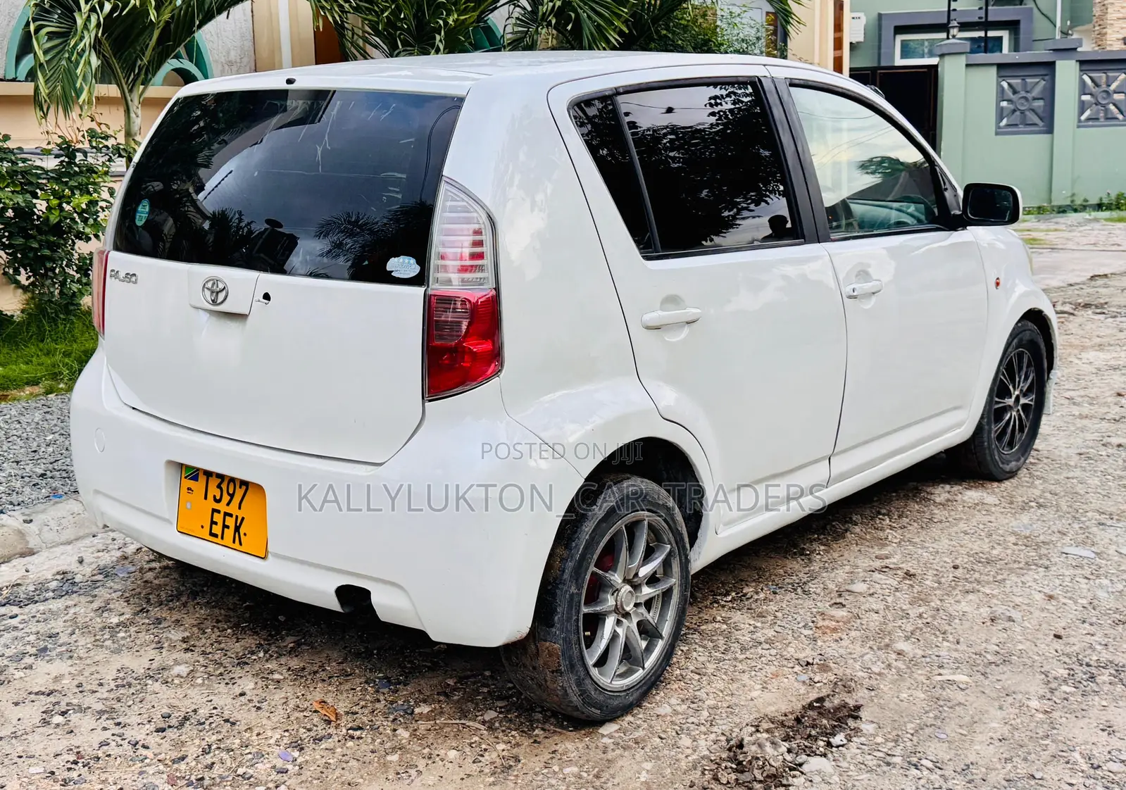 Toyota Passo 2005 White
