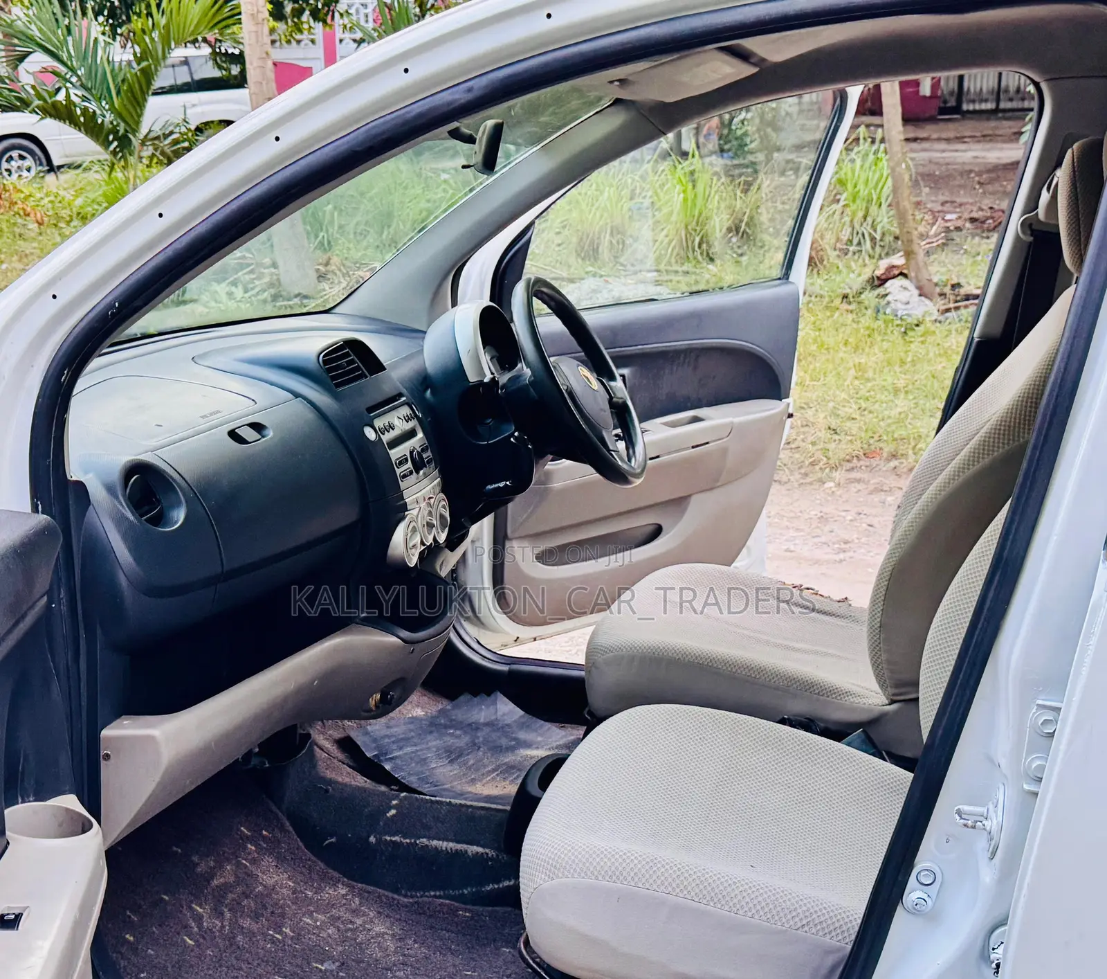 Toyota Passo 2005 White