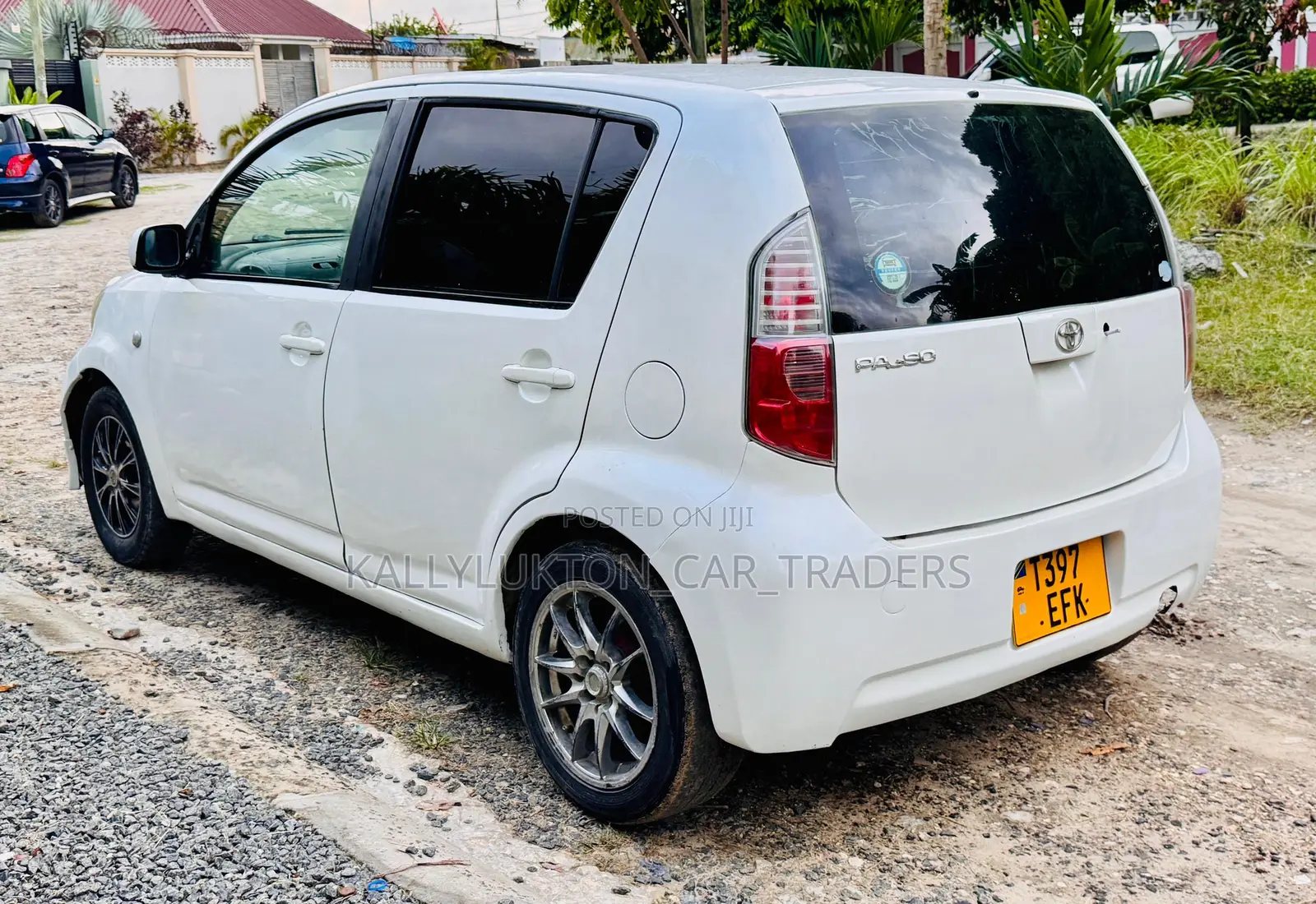 Toyota Passo 2005 White
