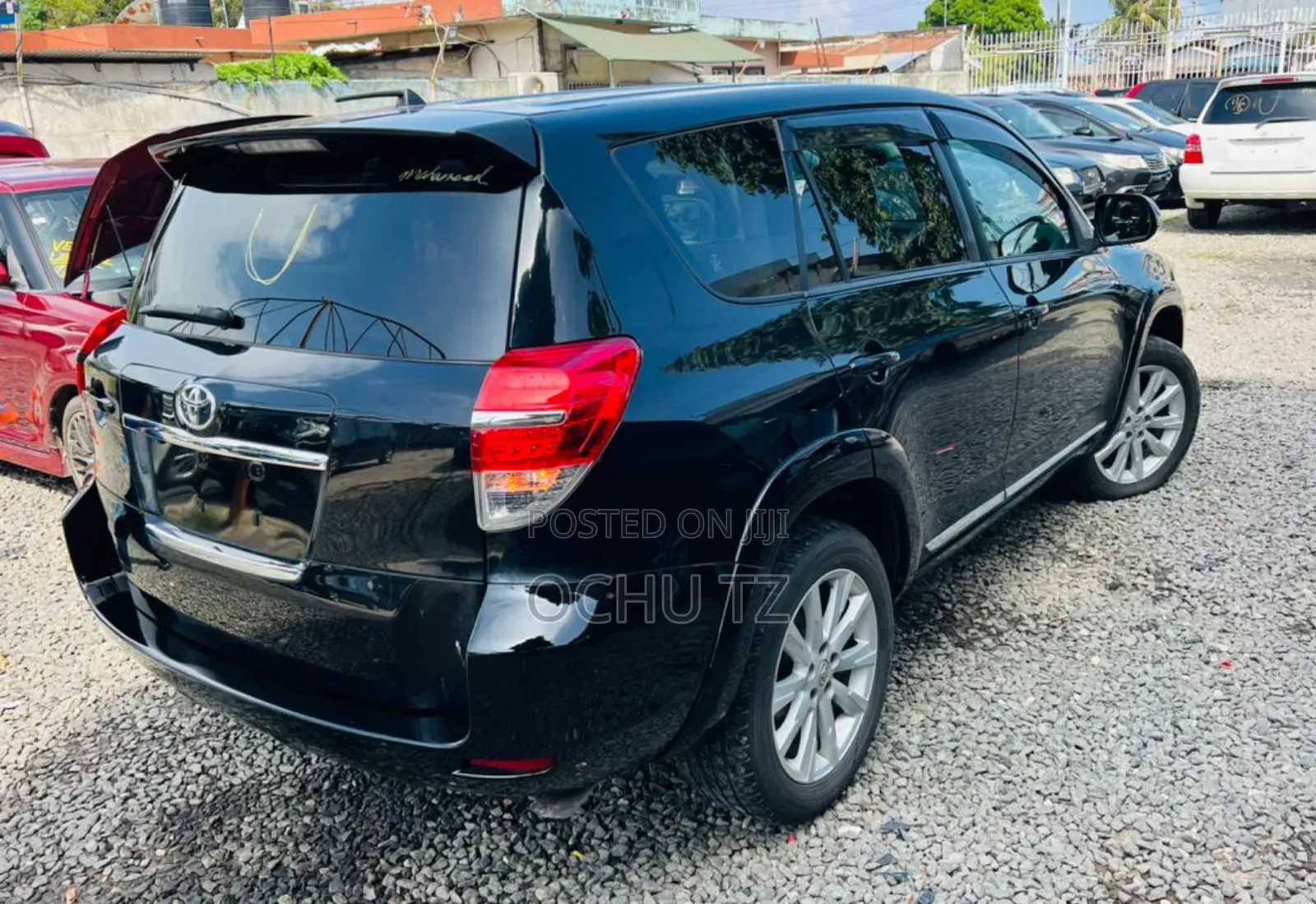Toyota Vanguard 2011 Black