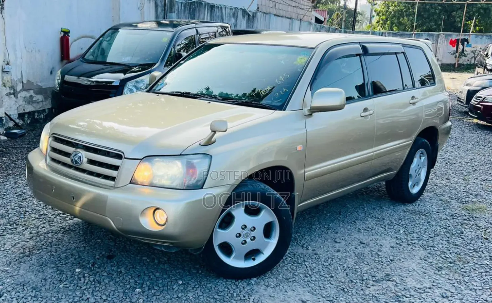 Toyota Kluger 2003 Gold