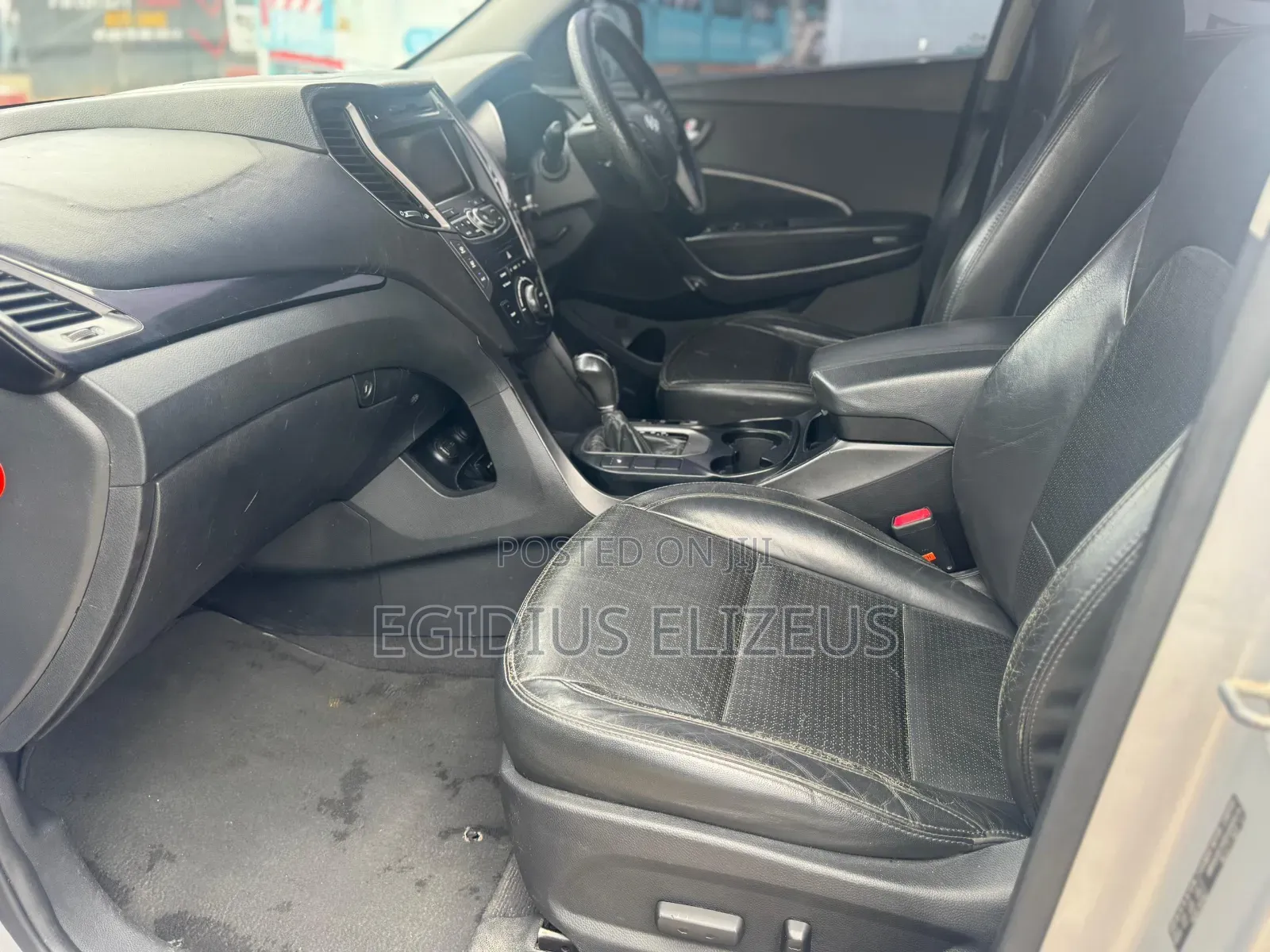 Hyundai Santa Fe 2014 Silver