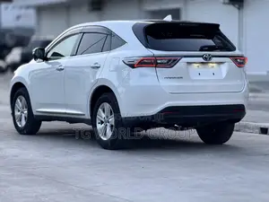 Toyota Harrier 2.0 2014 White