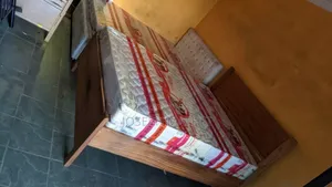 Kitanda Mbao Ngumu 5x6 Godoro Inch 12 Warranty Miaka 7