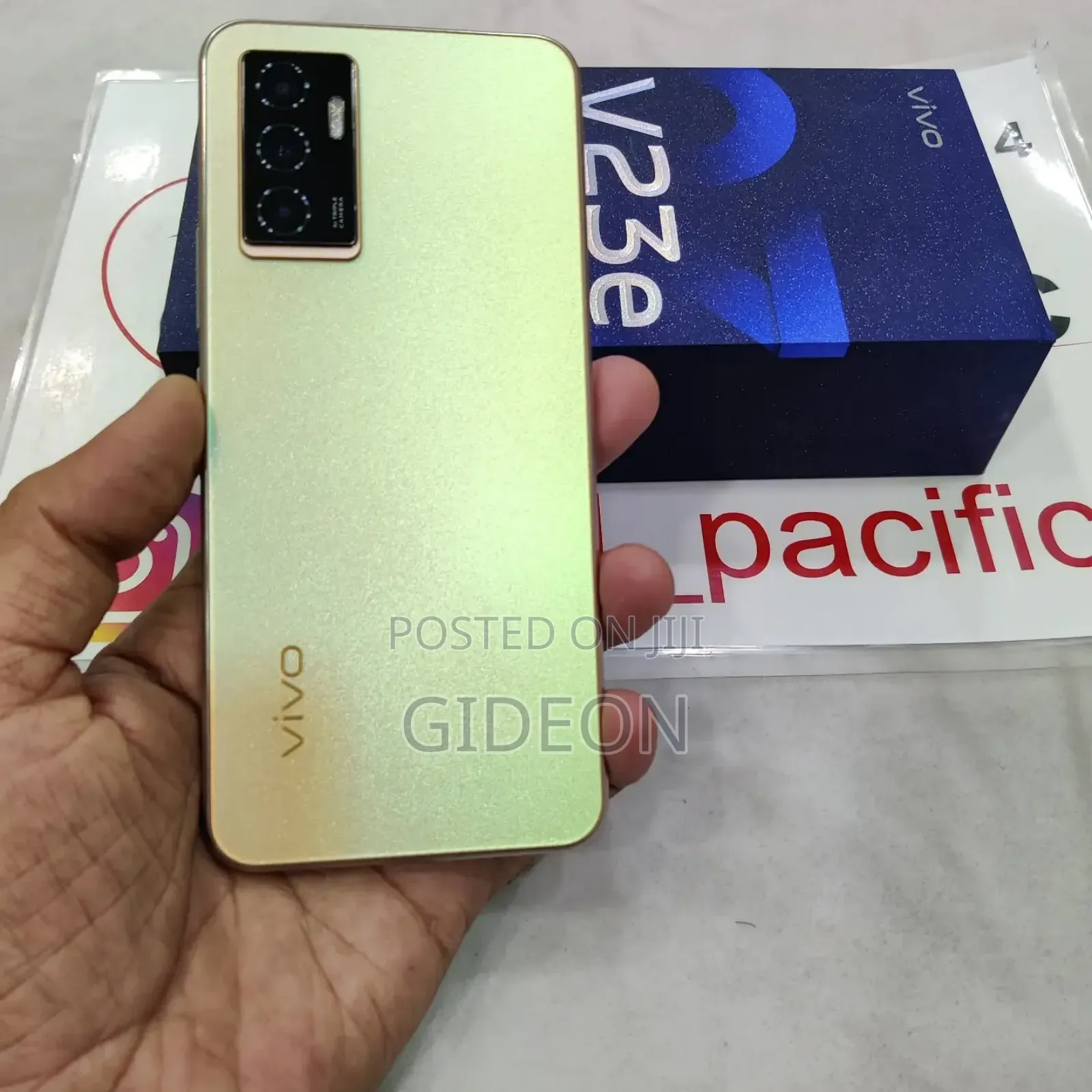 New Vivo V23 256 GB Gold