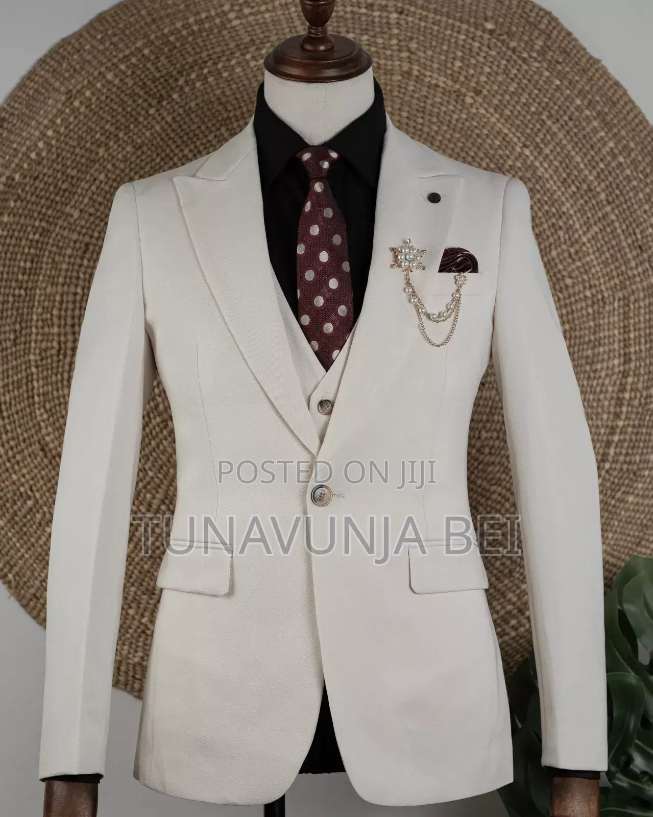 Suit Nzuri Za Kiume