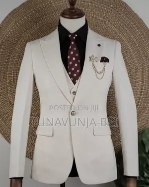 Suit Nzuri Za Kiume