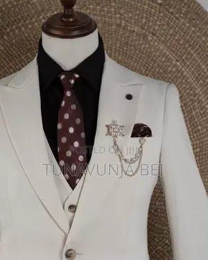 Suit Nzuri Za Kiume