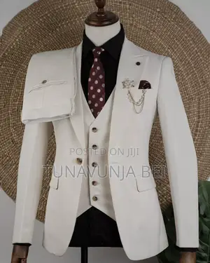 Suit Nzuri Za Kiume