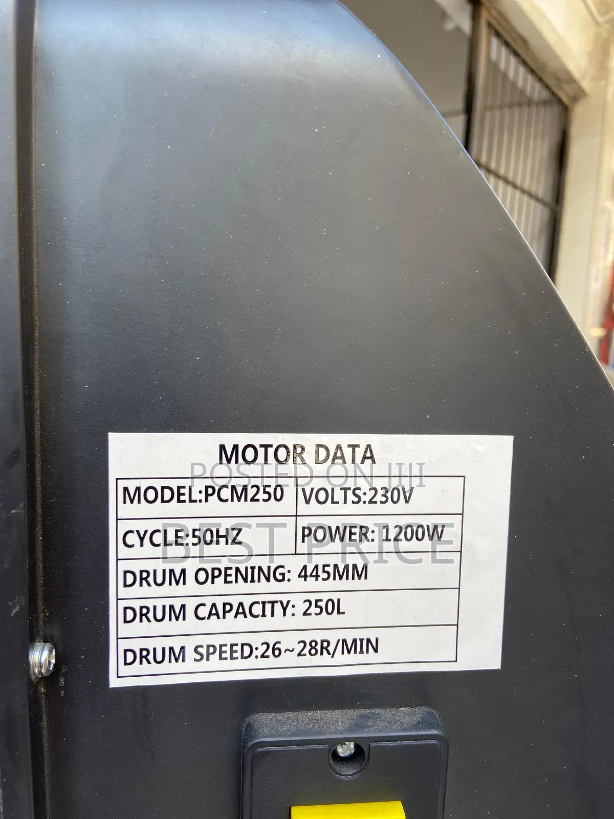 Electrical Concrete Mixer 250L Capacity 1200W