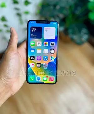 Apple iPhone XS Max 64 GB White
