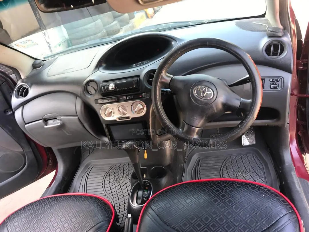 Suzuki Swift 2003 Silver