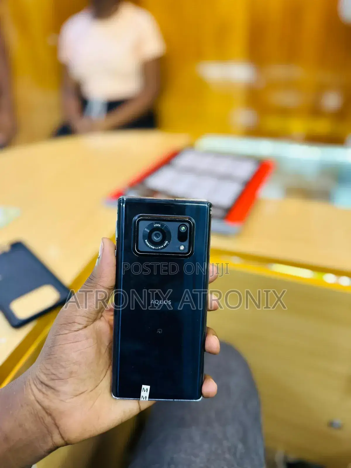 Sharp Aquos R6 128 GB Black