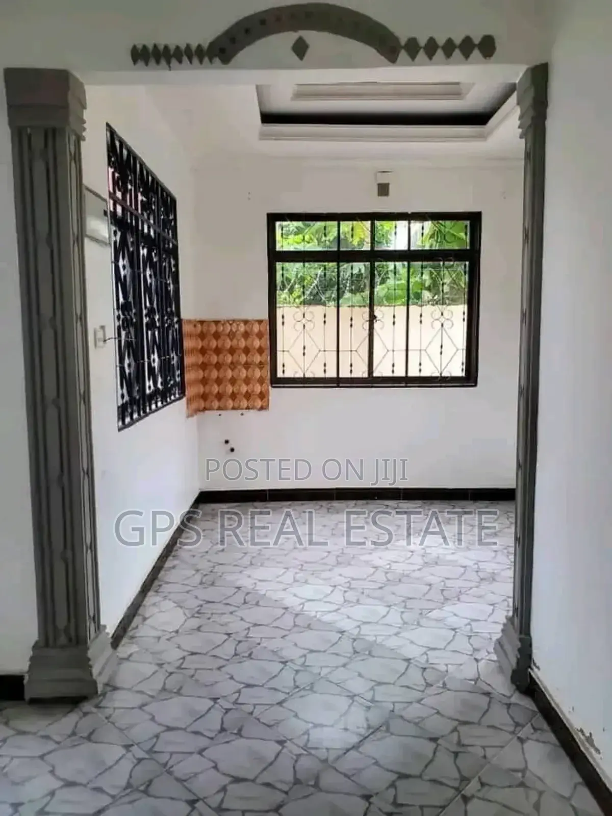 3bdrm House in Kivule Frem 10, Ilala for sale