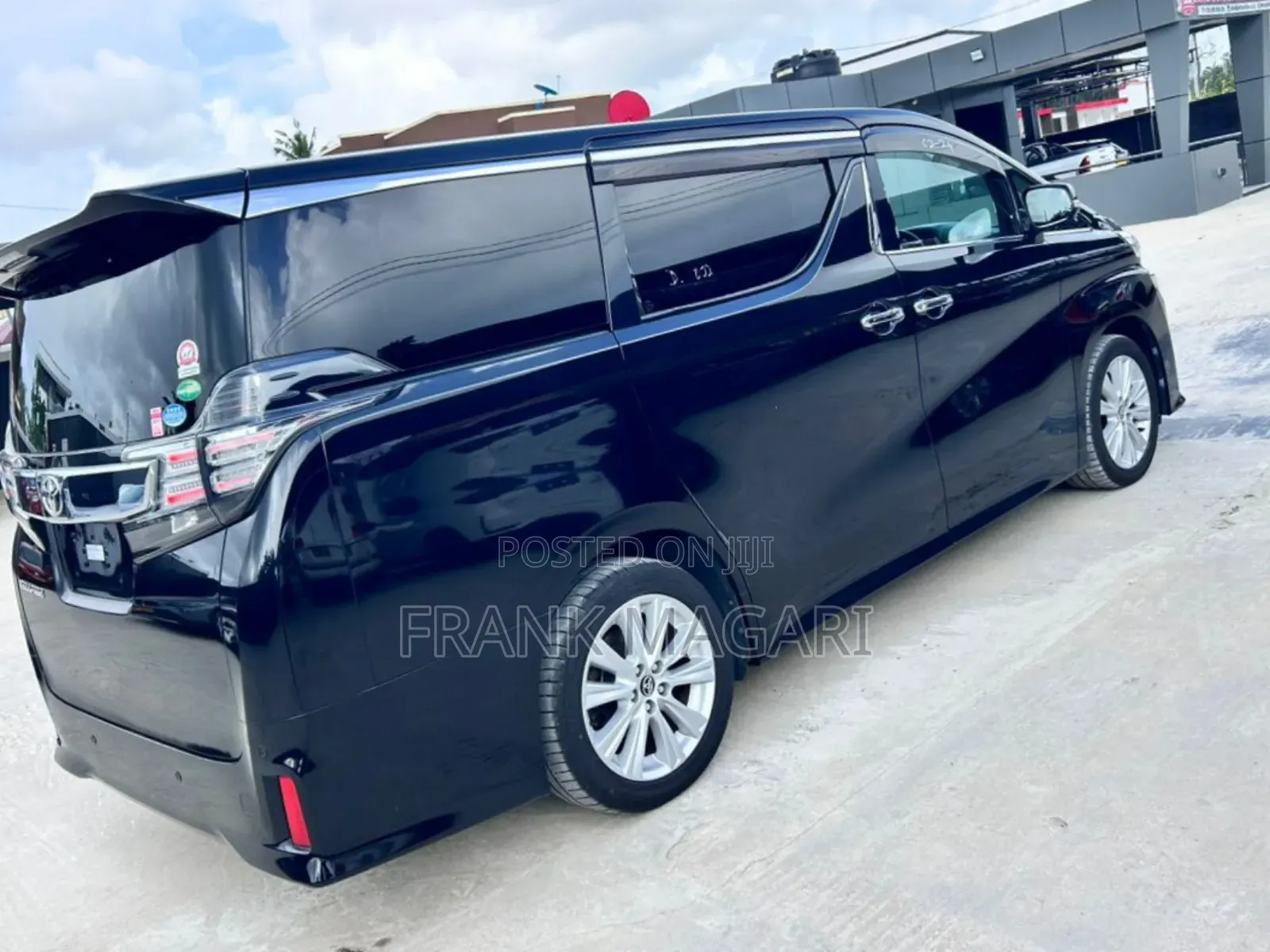 Toyota Vellfire 2017 Black