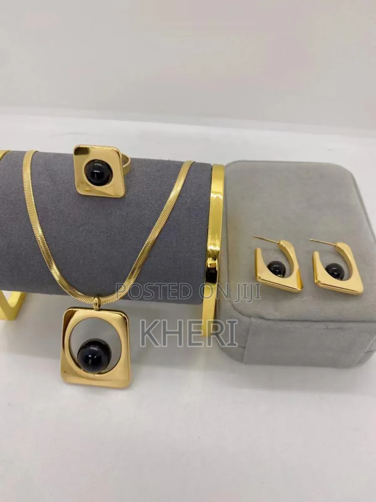 Jewelry Set