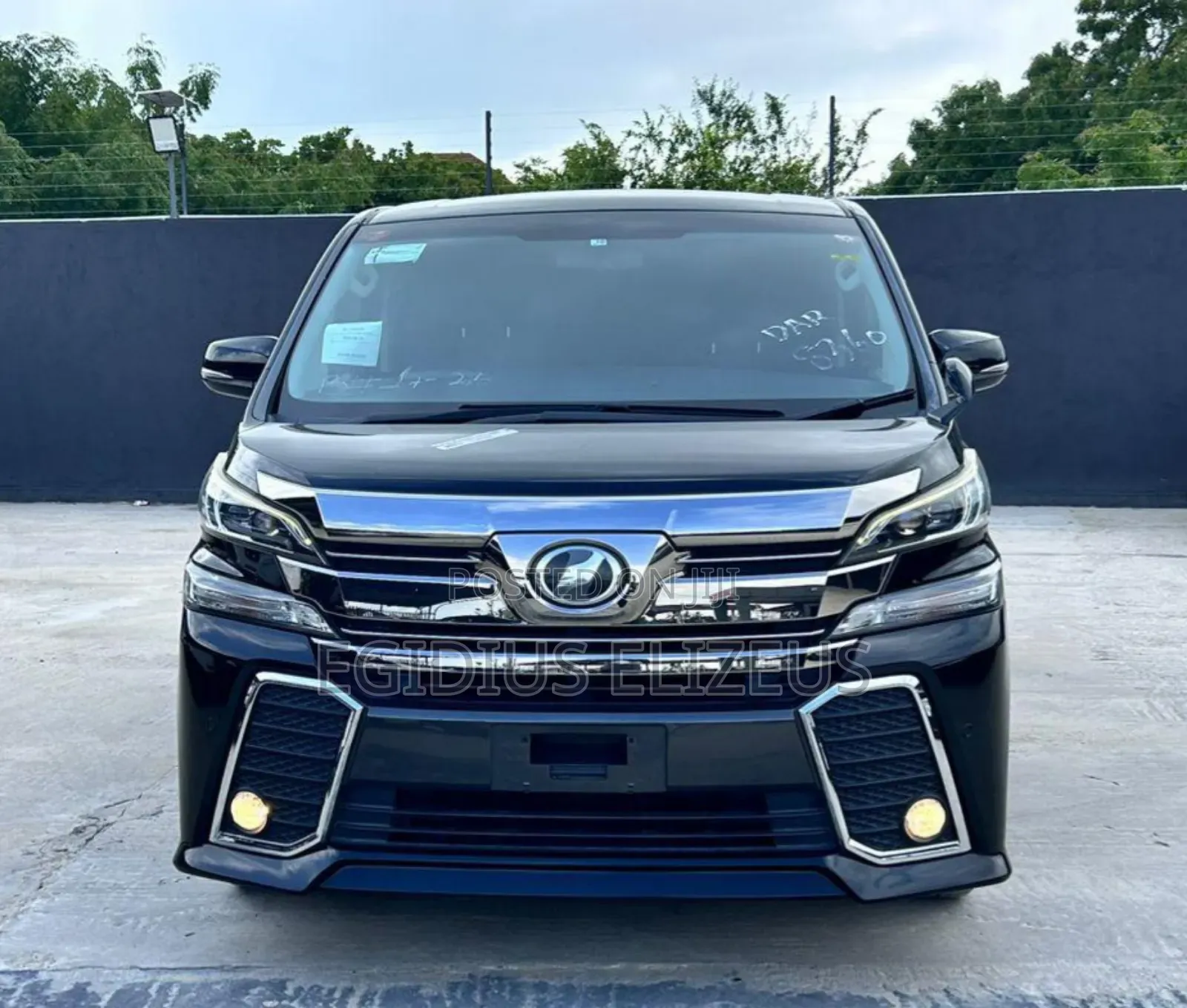Toyota Vellfire 2017 Black