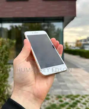 Apple iPhone 7 128 GB Gold