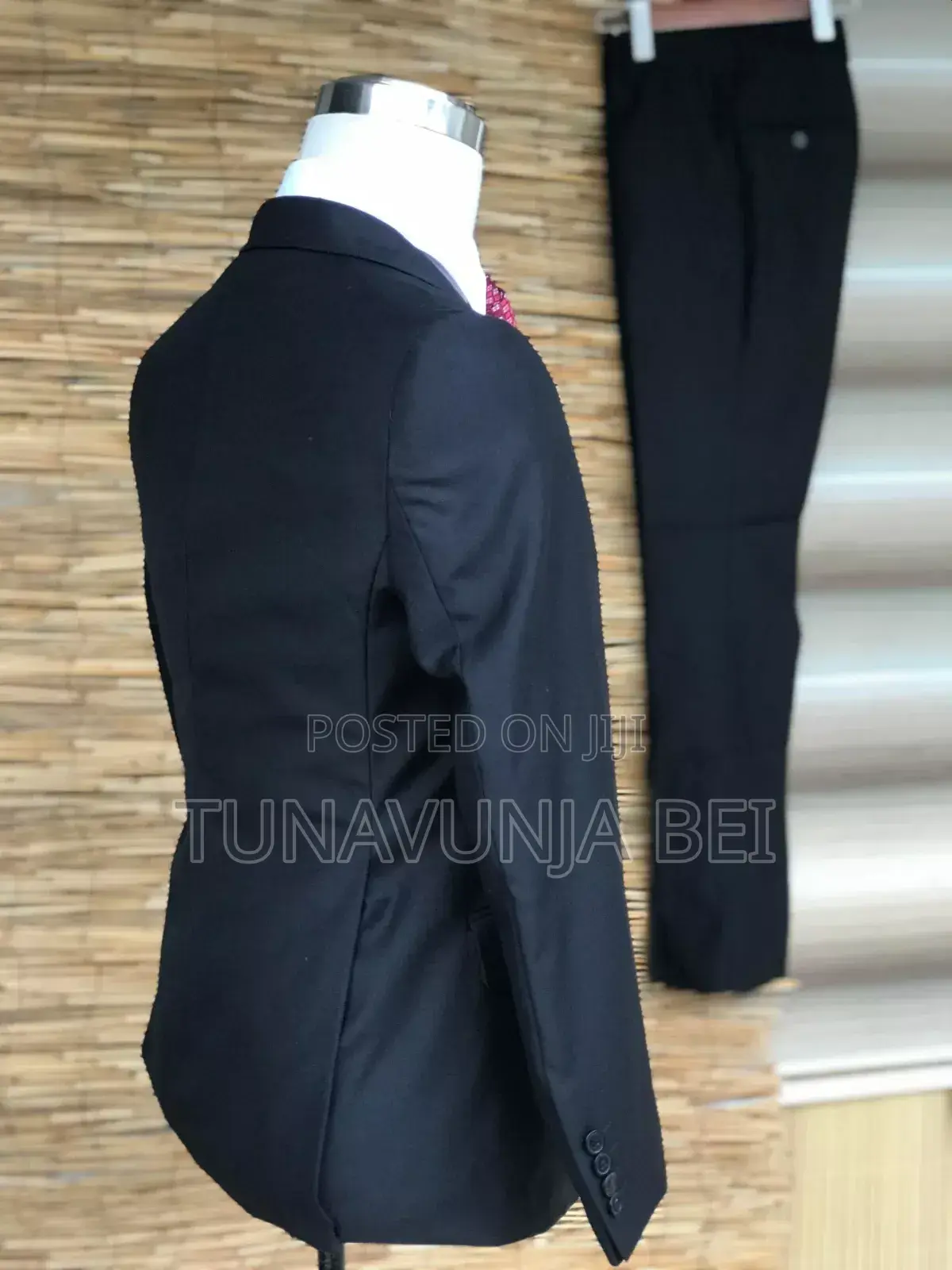 Suit Nzur Bei Poa