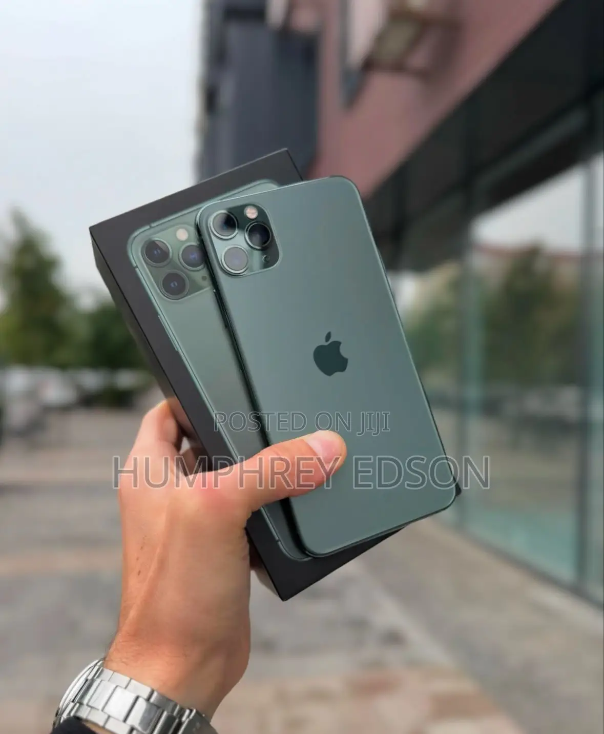 New Apple iPhone 11 Pro Max 256 GB Green