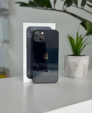 New Apple iPhone 13 128 GB Black