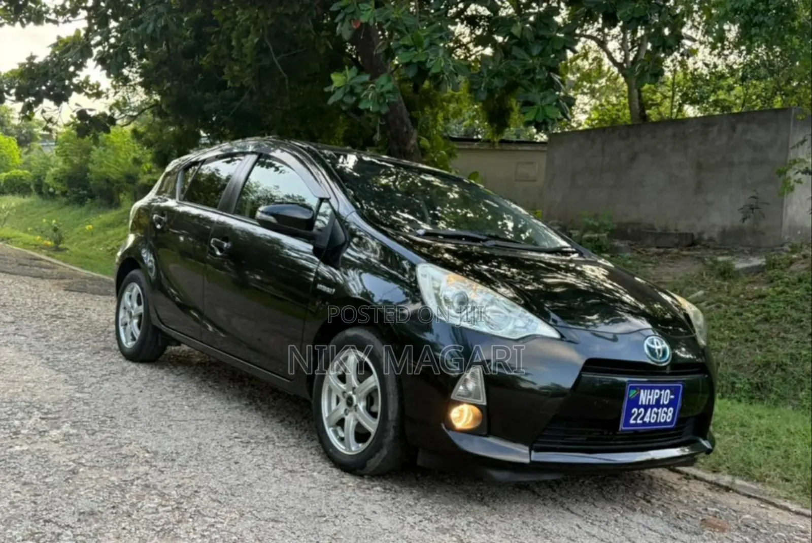 Toyota Aqua 2014 Black