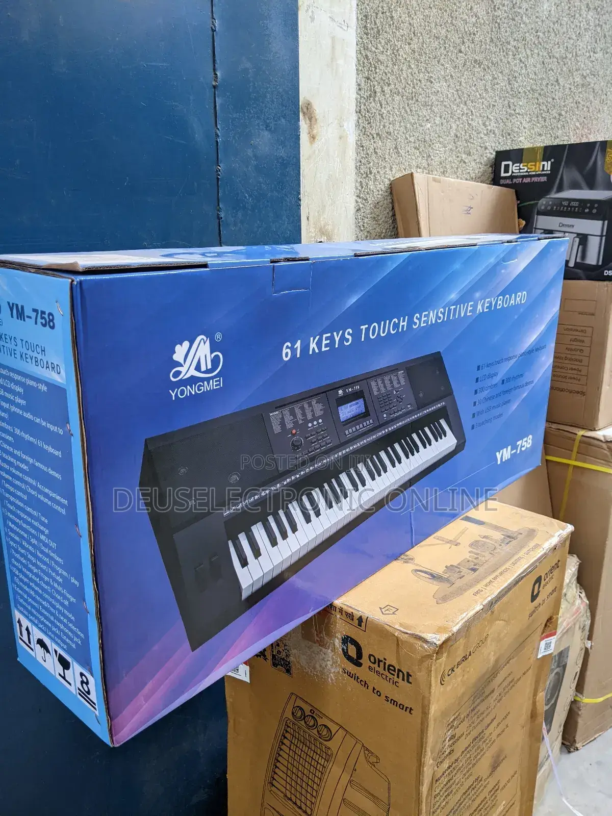 Electric Keyboard Yongmei 758