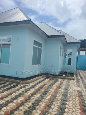 5bdrm House in Kigamboni for sale