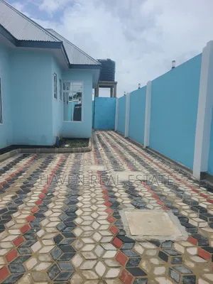 5bdrm House in Kigamboni for sale