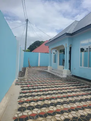 5bdrm House in Kigamboni for sale