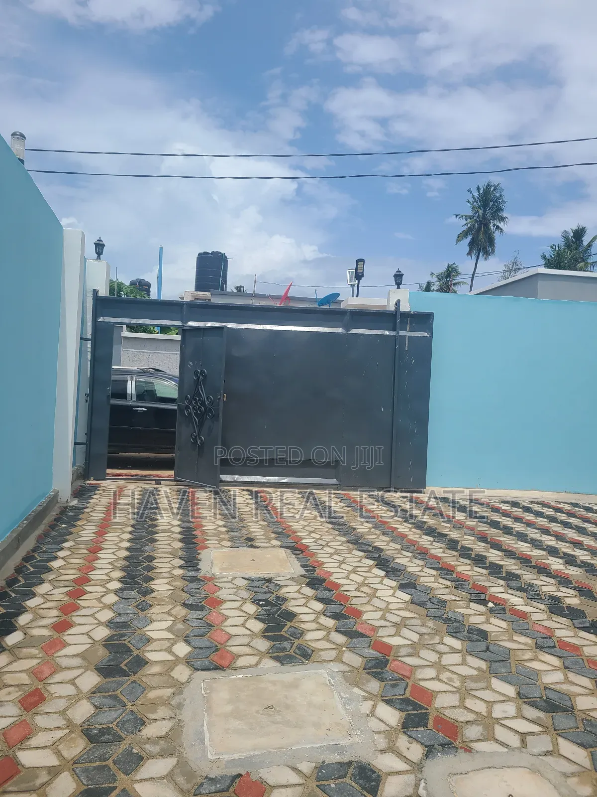 5bdrm House in Kigamboni for sale