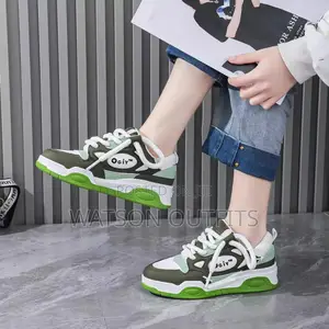 Good Quality Shoes/Sneakers New Original